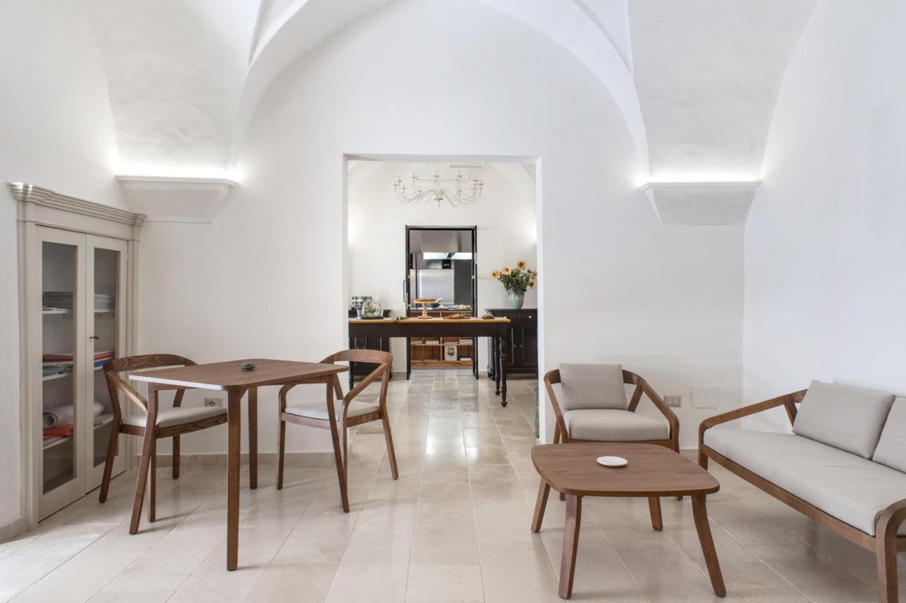 לינה וארוחת בוקר סאלבה Palazzo Frangipane מראה חיצוני תמונה