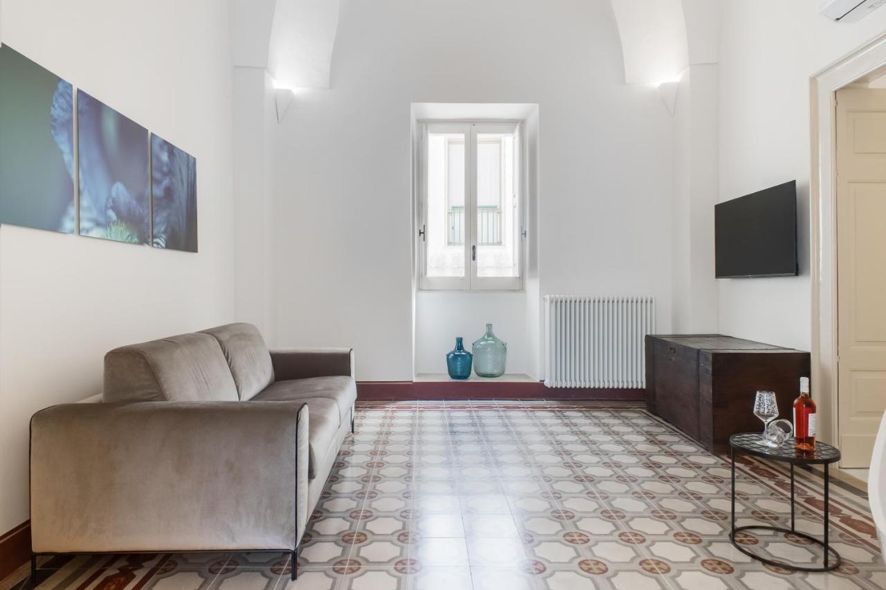 לינה וארוחת בוקר סאלבה Palazzo Frangipane מראה חיצוני תמונה