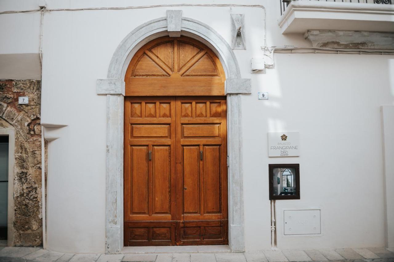 לינה וארוחת בוקר סאלבה Palazzo Frangipane מראה חיצוני תמונה