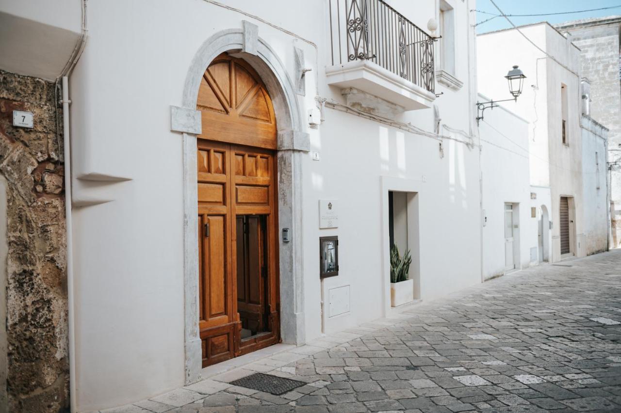 לינה וארוחת בוקר סאלבה Palazzo Frangipane מראה חיצוני תמונה