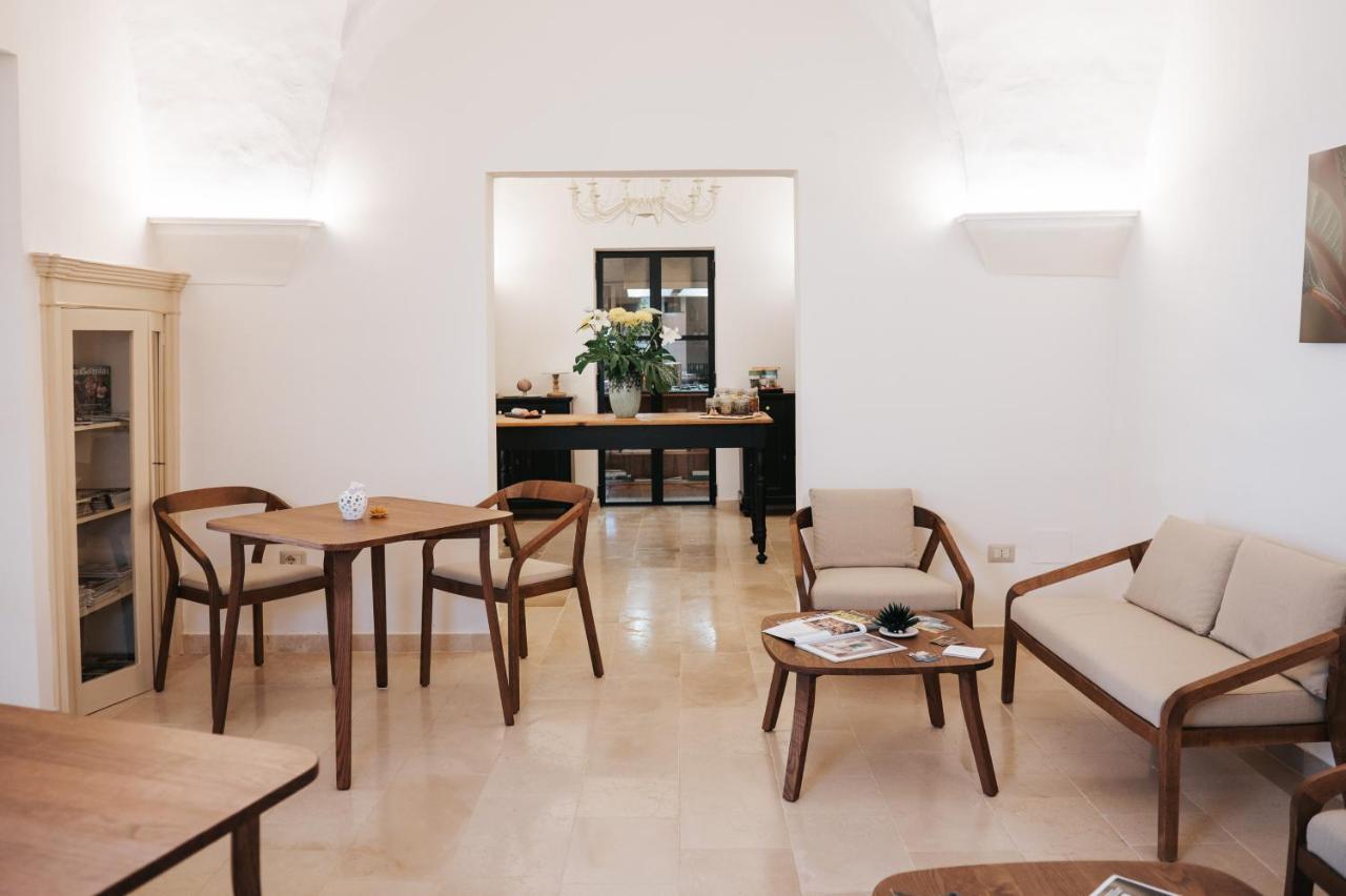 לינה וארוחת בוקר סאלבה Palazzo Frangipane מראה חיצוני תמונה